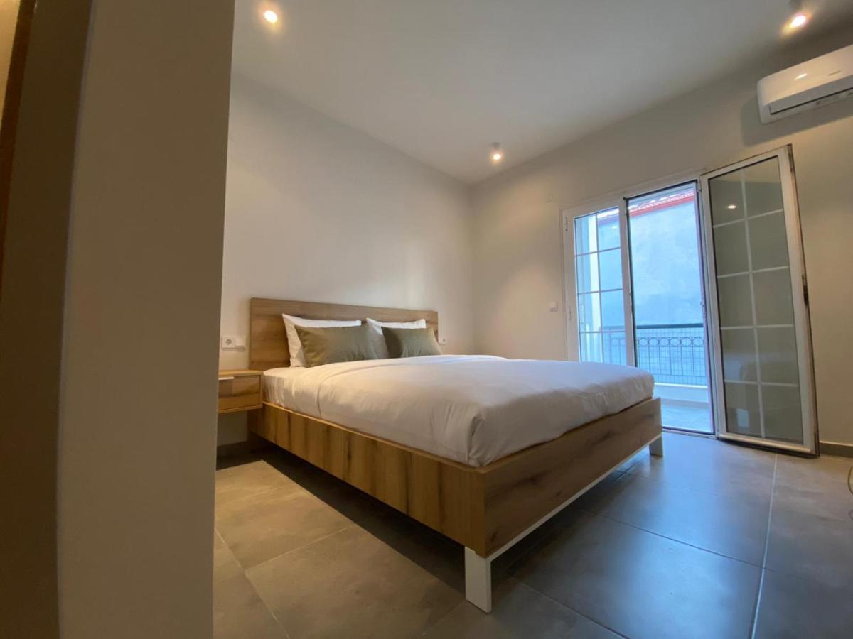 Villa Eleni Greece - Wonderful Sea View Studios Nea Roda Exteriör bild